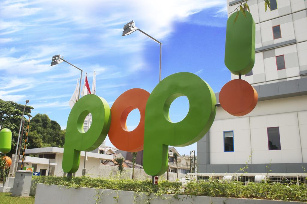 Pop! Hotel Kemang Jakarta Exterior photo